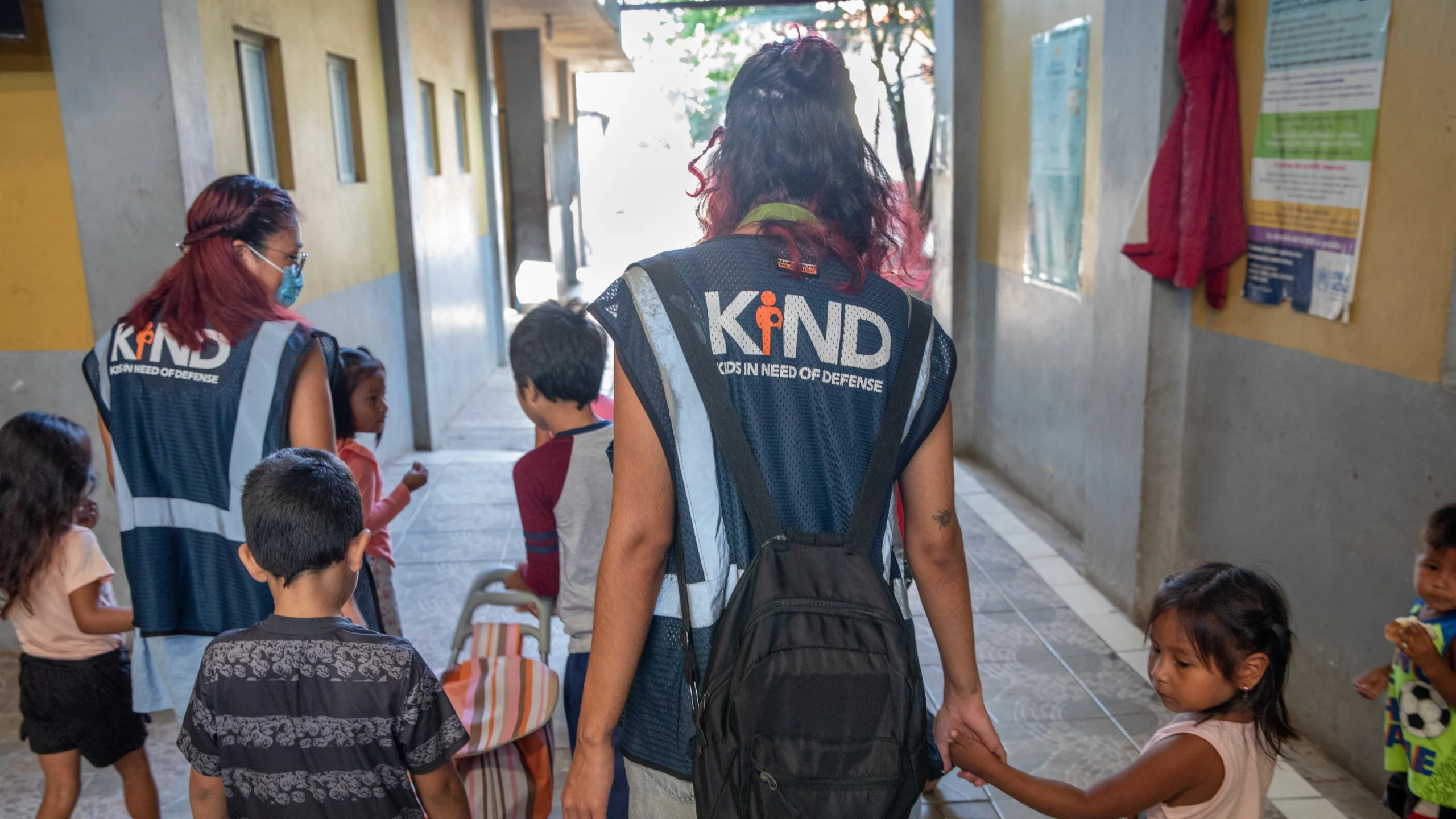 KIND staff work with children in shelters in Tapachula MX. Photo by Brett Gundlock 2022.
